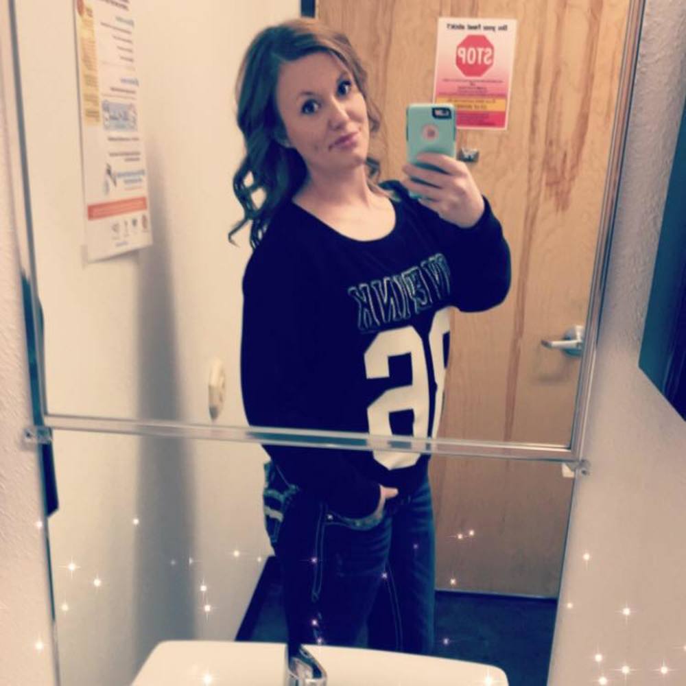 Meet your Posher, Desirae